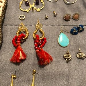 Assorted jewelry